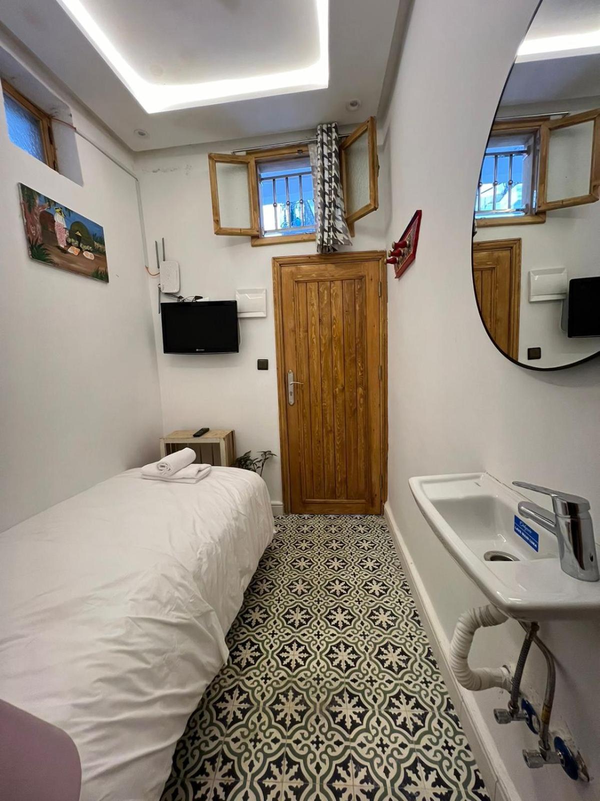 Chambre A La Medina Avec Salle De Bain Prive 탕헤르 외부 사진